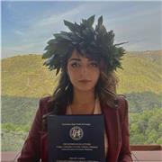 Laureanda magistrale in Lettere moderne, possiedo ovviamente laurea triennale